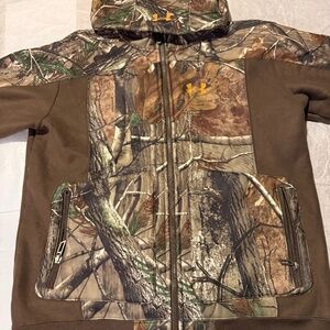 Helly Hanson camo hooded jacket